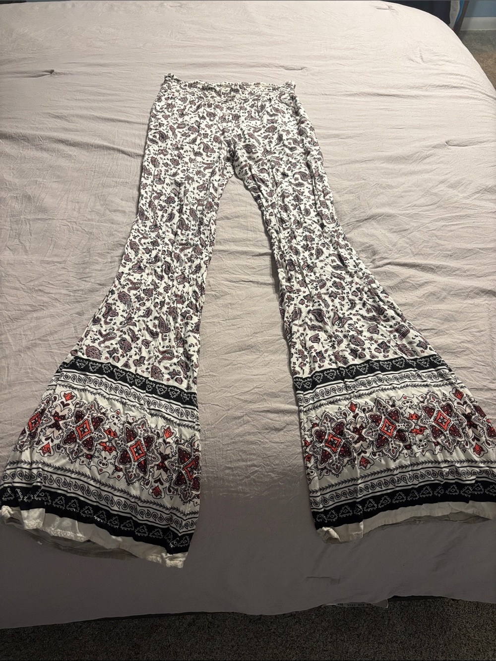 Boho Paisley Print Flare Pants in White and Black
